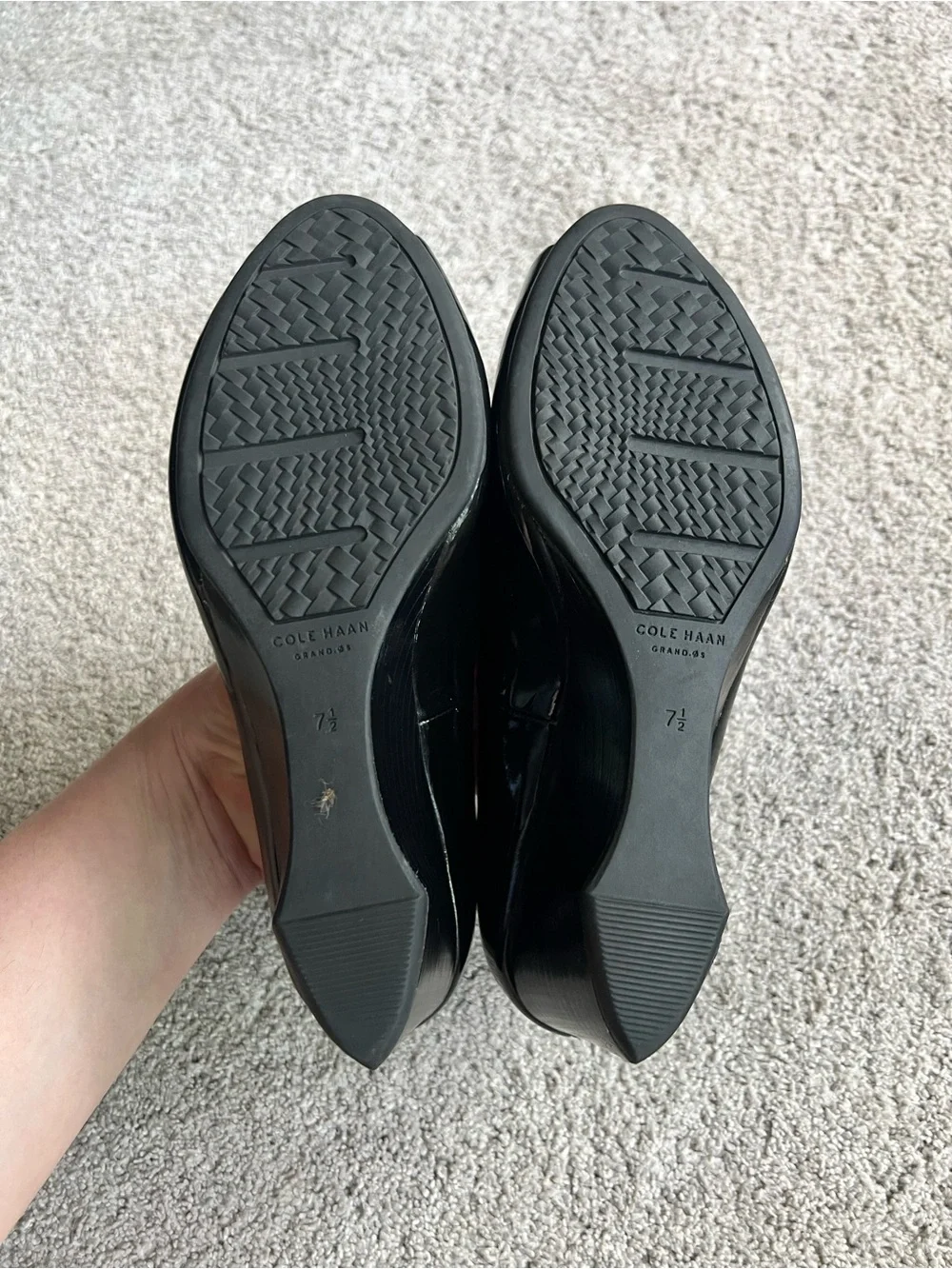 Cole Haan Women’s 7.5 Sadie Pump Black Patent Wedge Heel Peep Toe Dress Shoes - Picture 4 of 7
